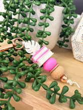 Load image into Gallery viewer, KEYCHAIN