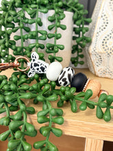 Load image into Gallery viewer, KEYCHAIN